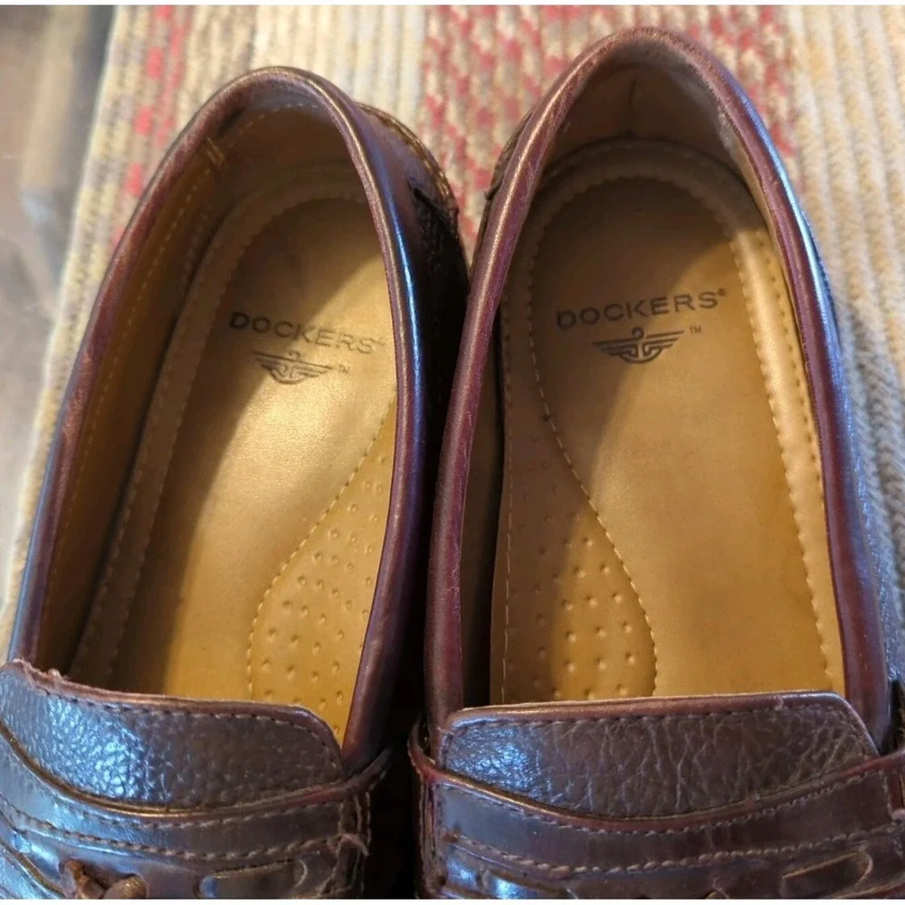 Dockers‎ Men's 9M Brown Leather Dress Casual Tassel Slipon Loafer Shoe